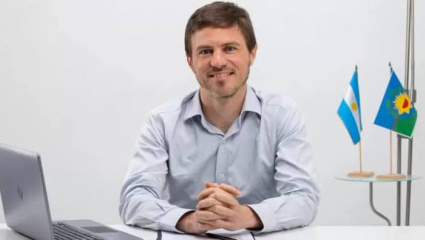 Kicillof envía a Augusto Costa a Rosario para consolidar su estructura sin el PJ tradicional