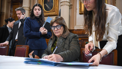 El malestar entre Bullrich y la Rosada por los tropiezos en el Senado suman tensión en la interna libertaria