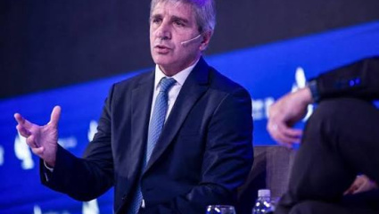 Por discusiones internas se demoran los créditos hipotecarios de la Anses que Caputo prometió largar esta semana