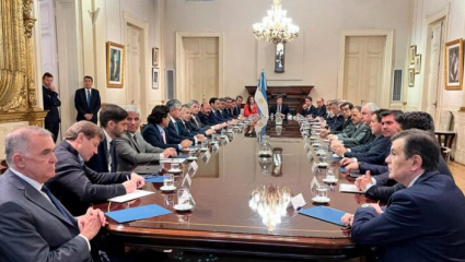 Estrategia política para sostener la gobernabilidad en las provincias: los gobernadores aliados se suben al avión de Javier Milei en plena turbulencia del plan económico