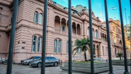 Fricciones en la conducción del oficialismo y debate por las primarias: encuentro en Casa Rosada, otra vez, sin foto de unidad mientras la mesa libertaria vuelve a crujir