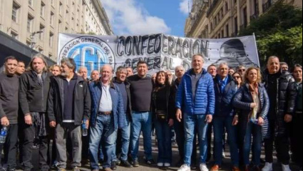 La central obrera apadrina su agenda en la figura papal ante la fragmentación política: la CGT confía más en el Papa que en el peronismo para enfrentar a Milei