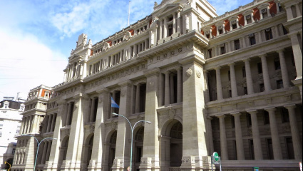 Interna en la Corte: Rosenkrantz insiste en votar contra la Ley de Tierras y convocan a dos conjueces