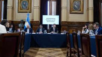 Denuncian a Chaher por las tasaciones secretas de las empresas que Milei busca privatizar
