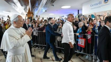 El papa León XIV continúa con su recuperación tras pasar una buena noche en el hospital Gemelli