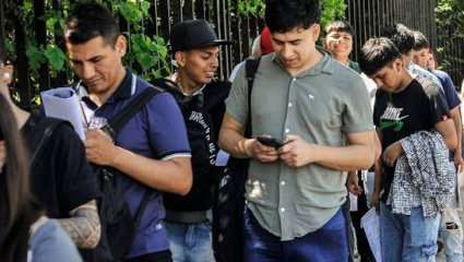 El 72% de los menores de 40 años no llega al día 20 de cada month: el ingreso no alcanza y el crédito se agota