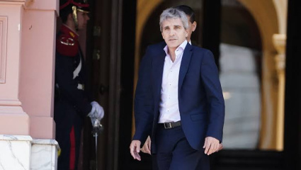 FMI: Toto Caputo pasa la tercera revisión, pero debe cumplir reformas para liberar u$s 900 millones